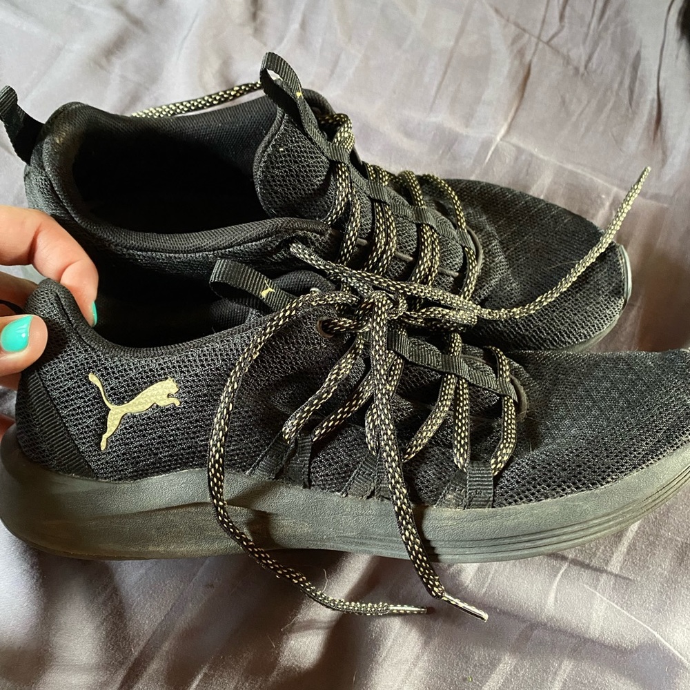Women’s puma sneaker, black and gold